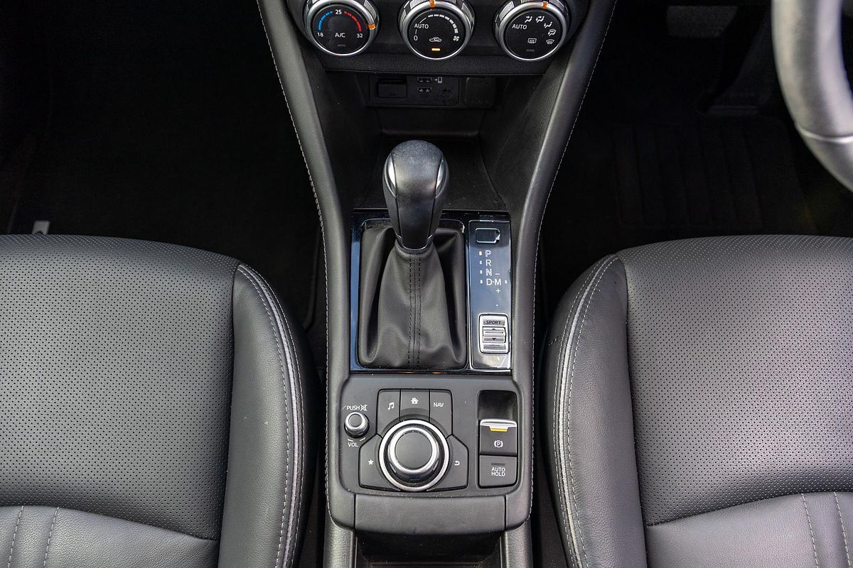 2024 Mazda CX-3 G20 Akari DK