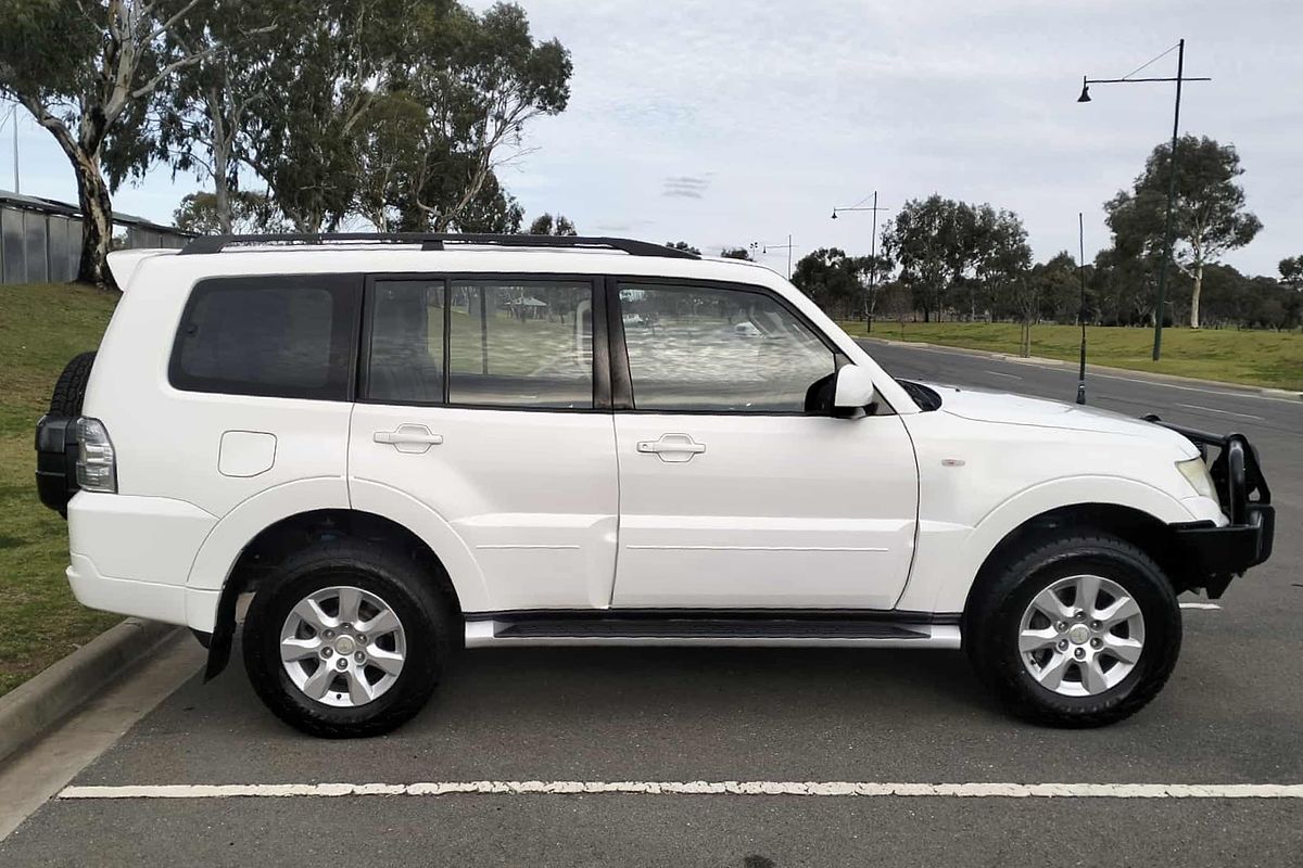 2014 Mitsubishi Pajero GLX-R NW