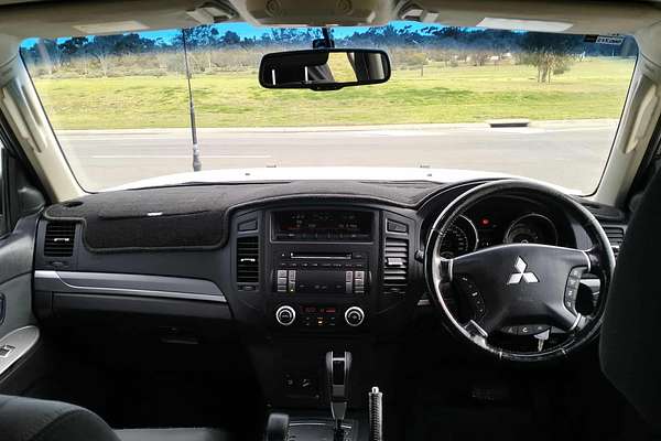 2014 Mitsubishi Pajero GLX-R NW