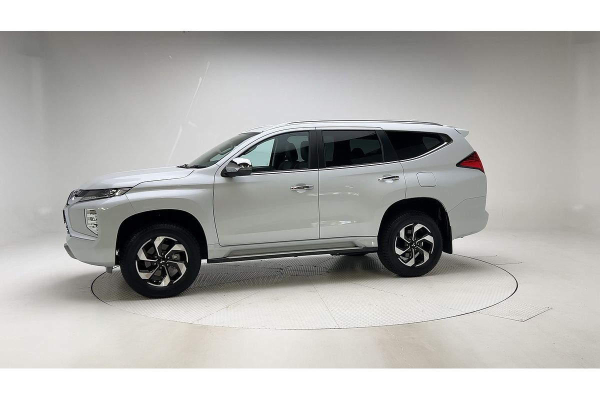 2024 Mitsubishi Pajero Sport GLS QG
