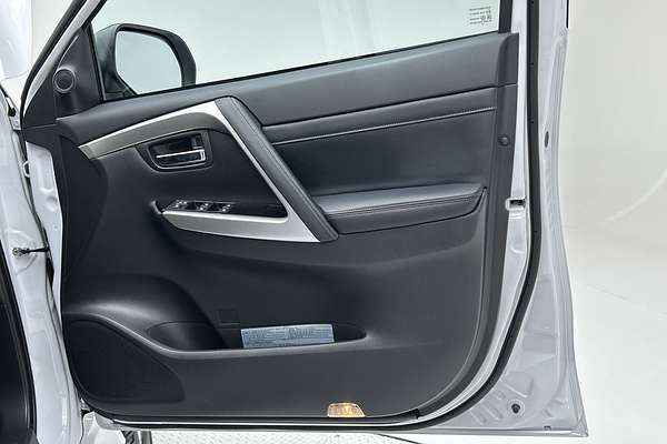 2024 Mitsubishi Pajero Sport GLS QG