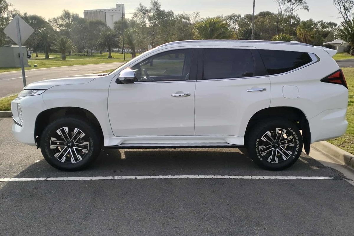 2022 Mitsubishi Pajero Sport Exceed QF