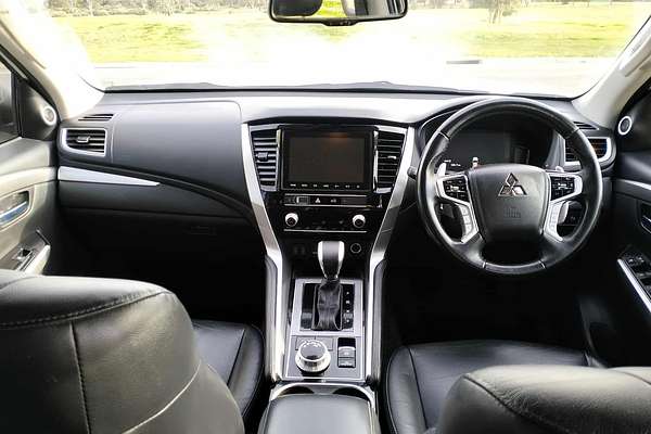 2022 Mitsubishi Pajero Sport Exceed QF