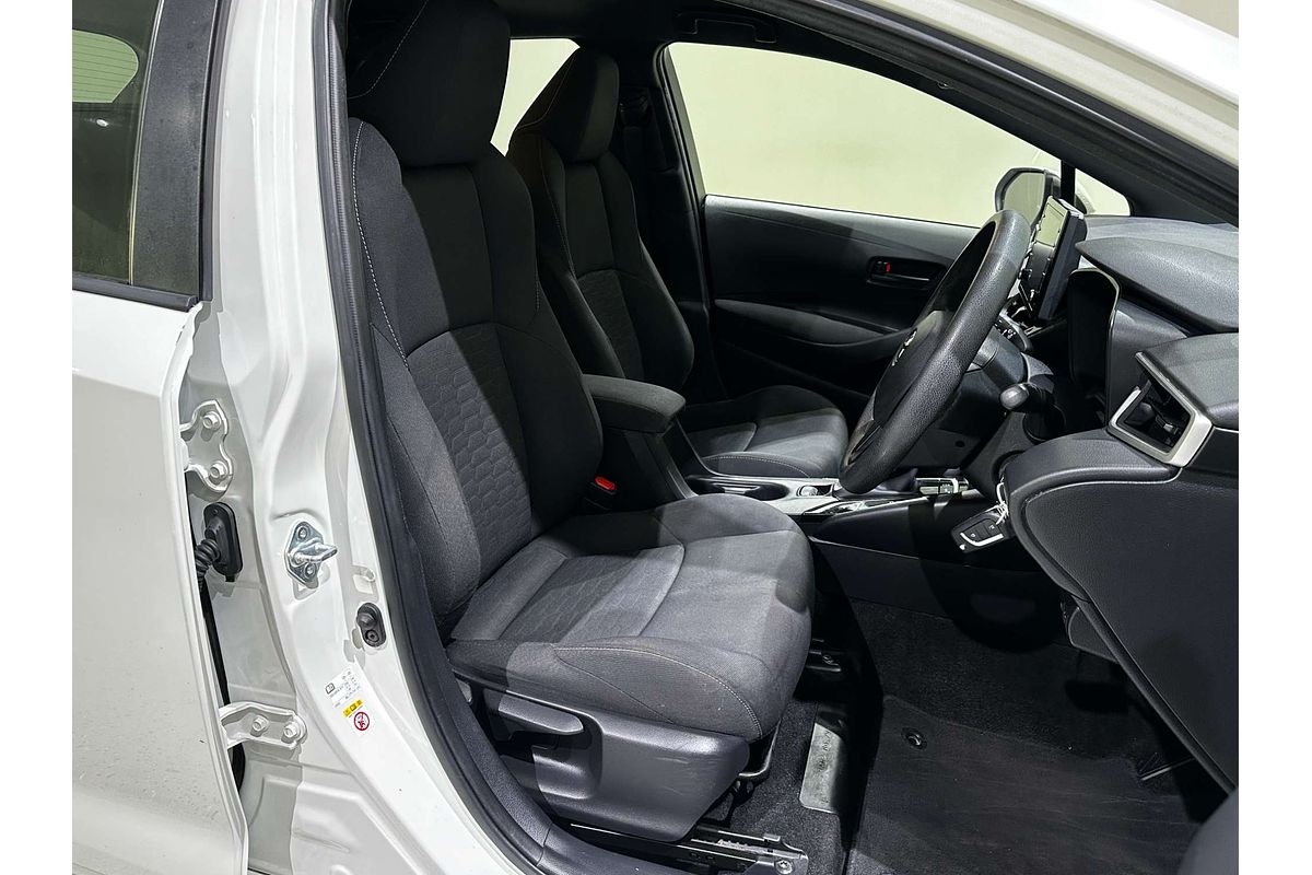 2018 Toyota Corolla Ascent Sport MZEA12R