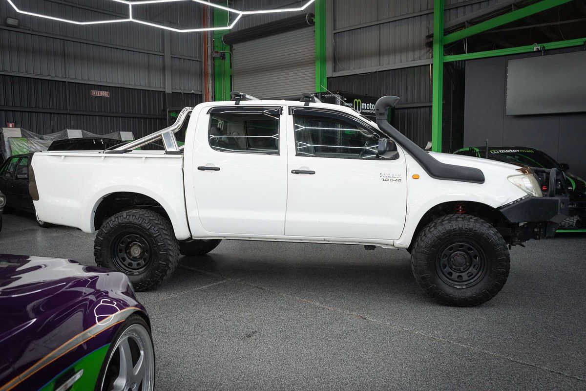 2009 Toyota Hilux SR GGN25R 4X4