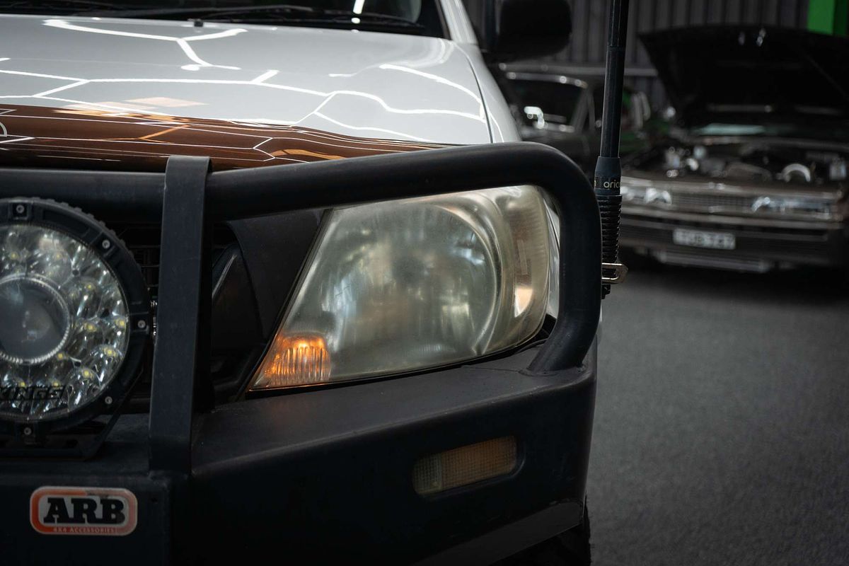2009 Toyota Hilux SR GGN25R 4X4