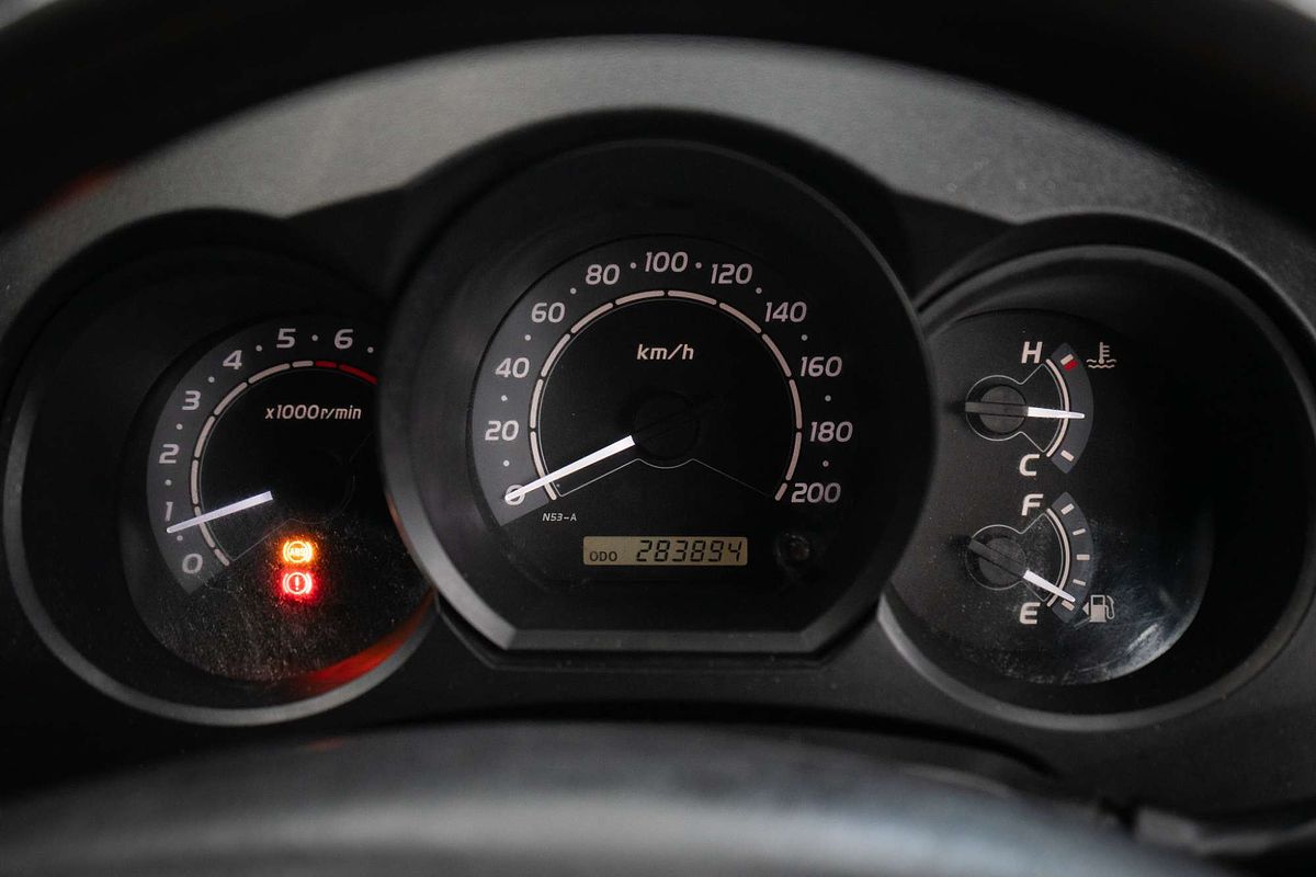 2009 Toyota Hilux SR GGN25R 4X4