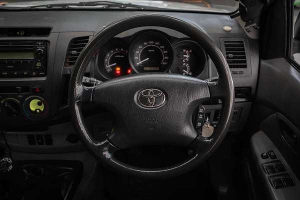 2009 Toyota Hilux SR GGN25R 4X4