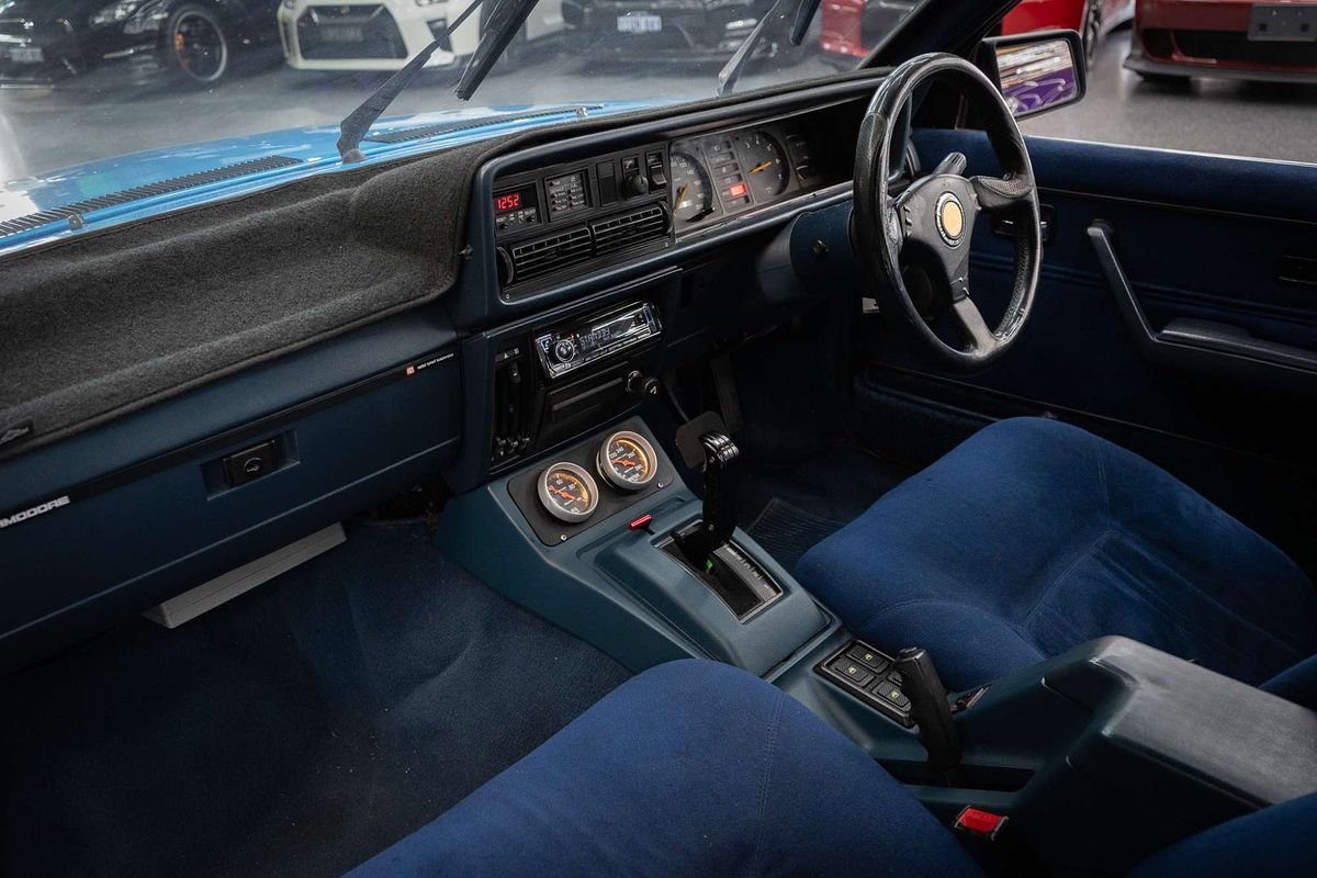 1983 Holden Commodore SLE VH