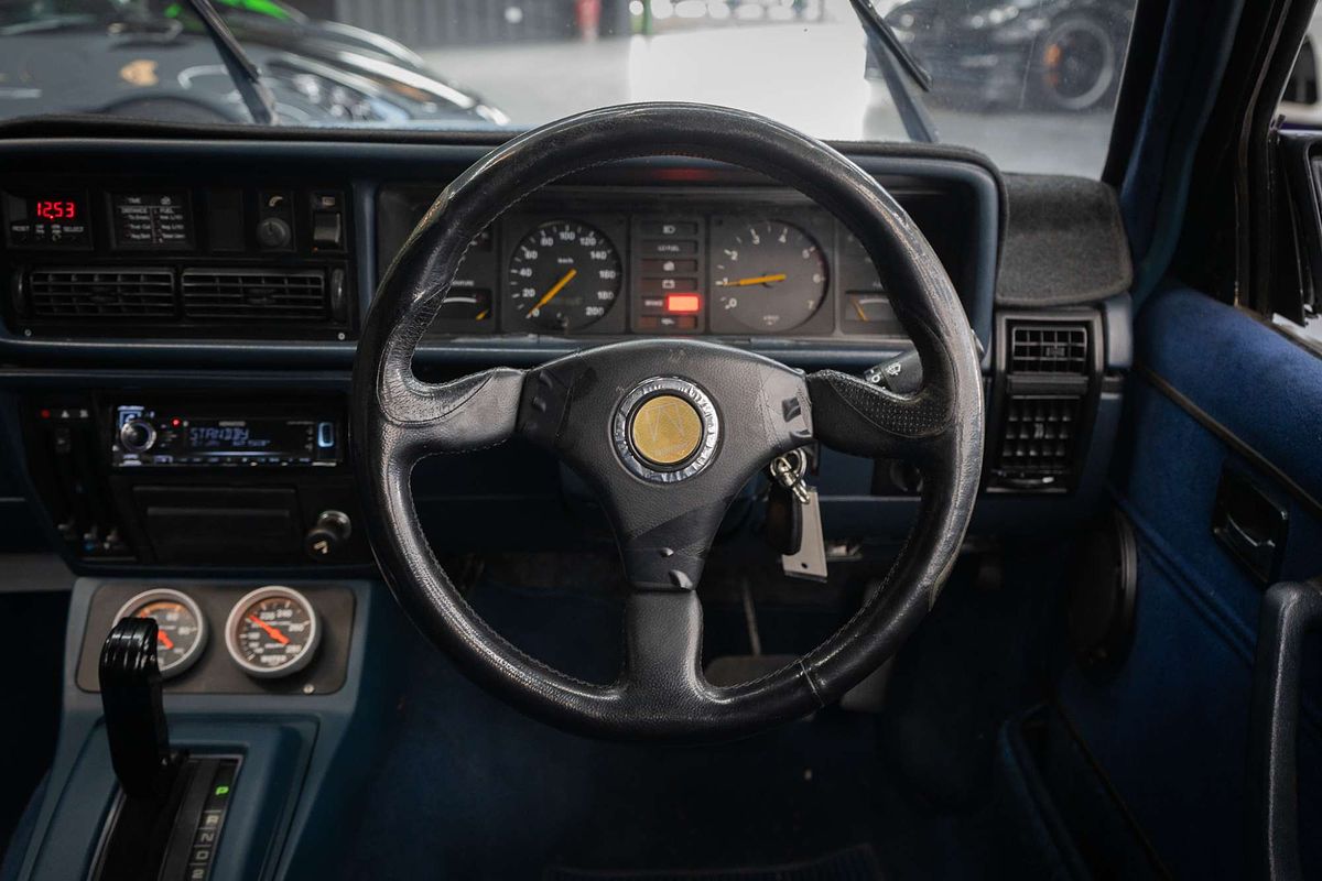 1983 Holden Commodore SLE VH