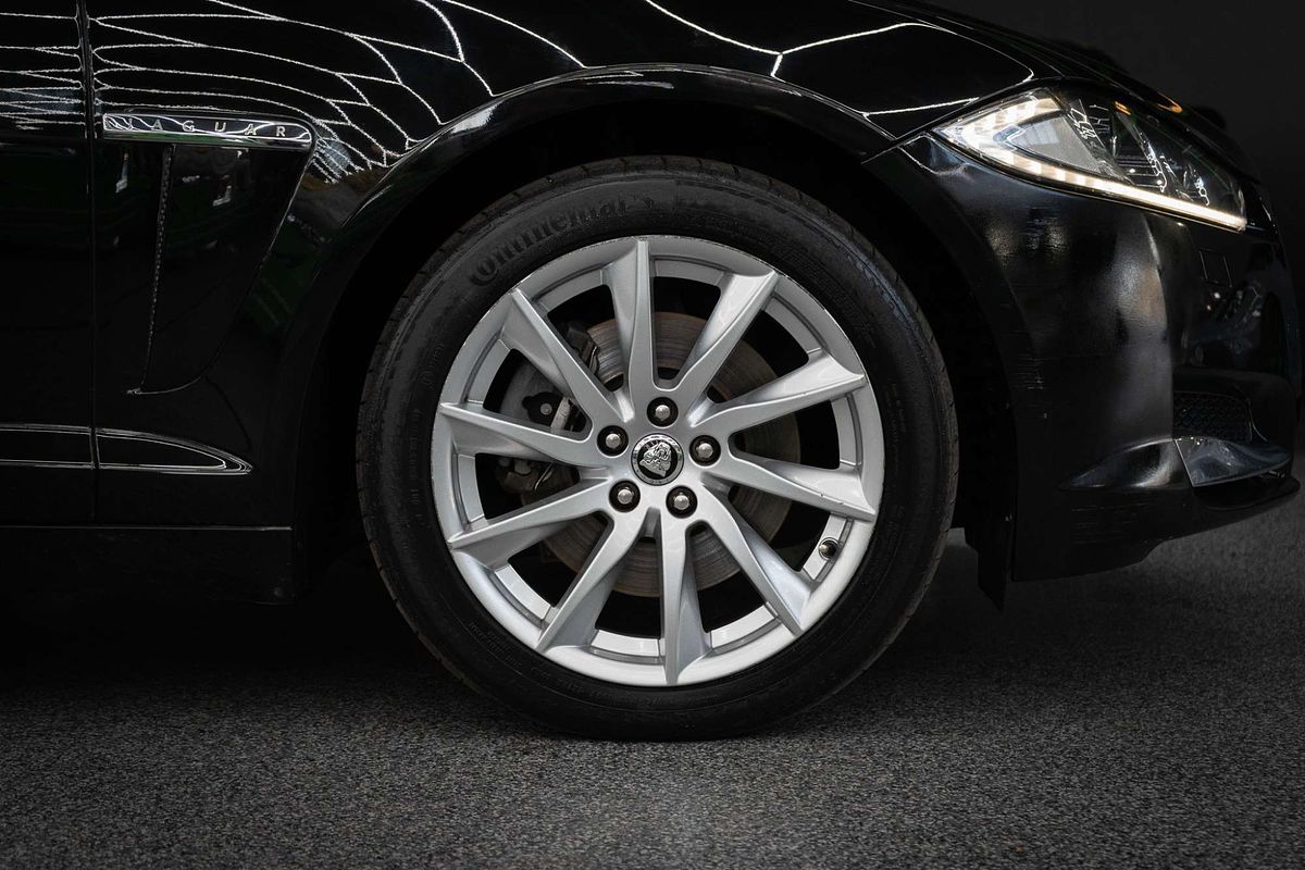 2012 Jaguar XF Luxury X250