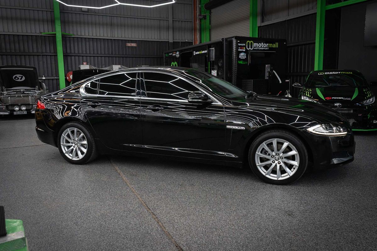2012 Jaguar XF Luxury X250