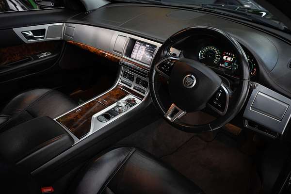 2012 Jaguar XF Luxury X250