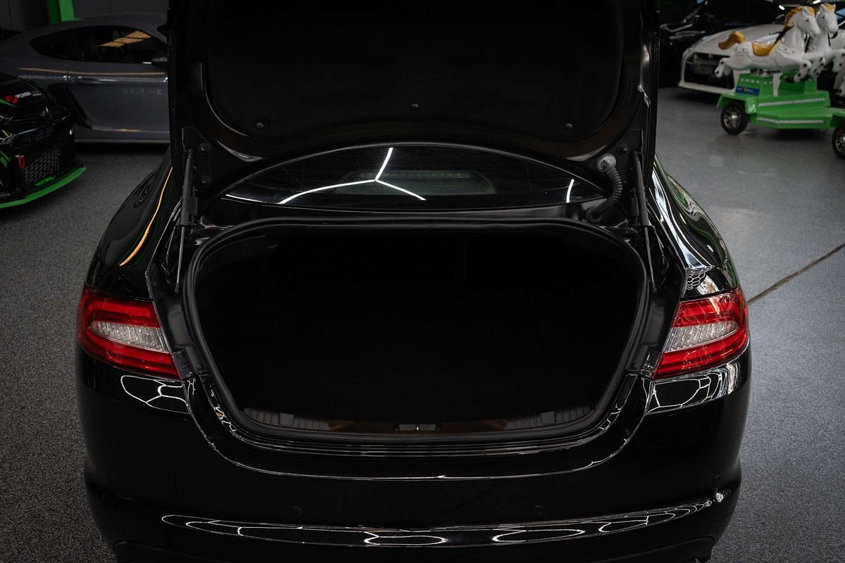 2012 Jaguar XF Luxury X250
