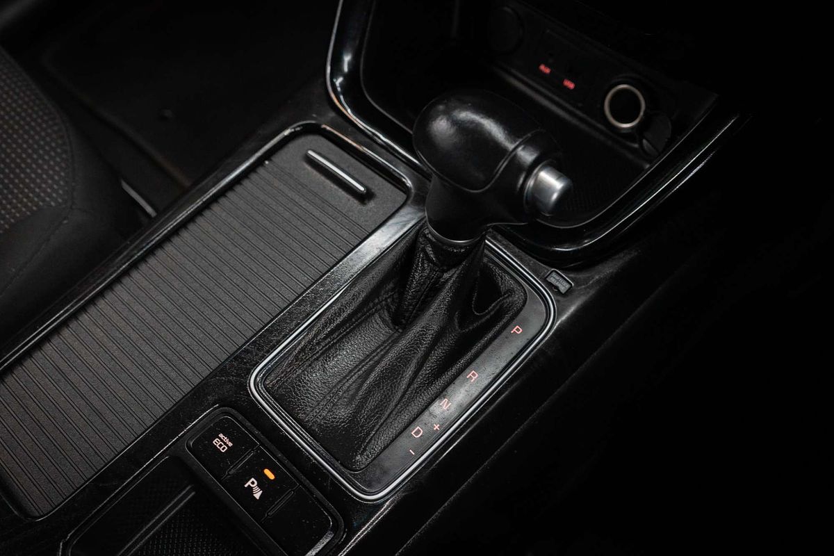 2013 Kia Sorento SLi XM