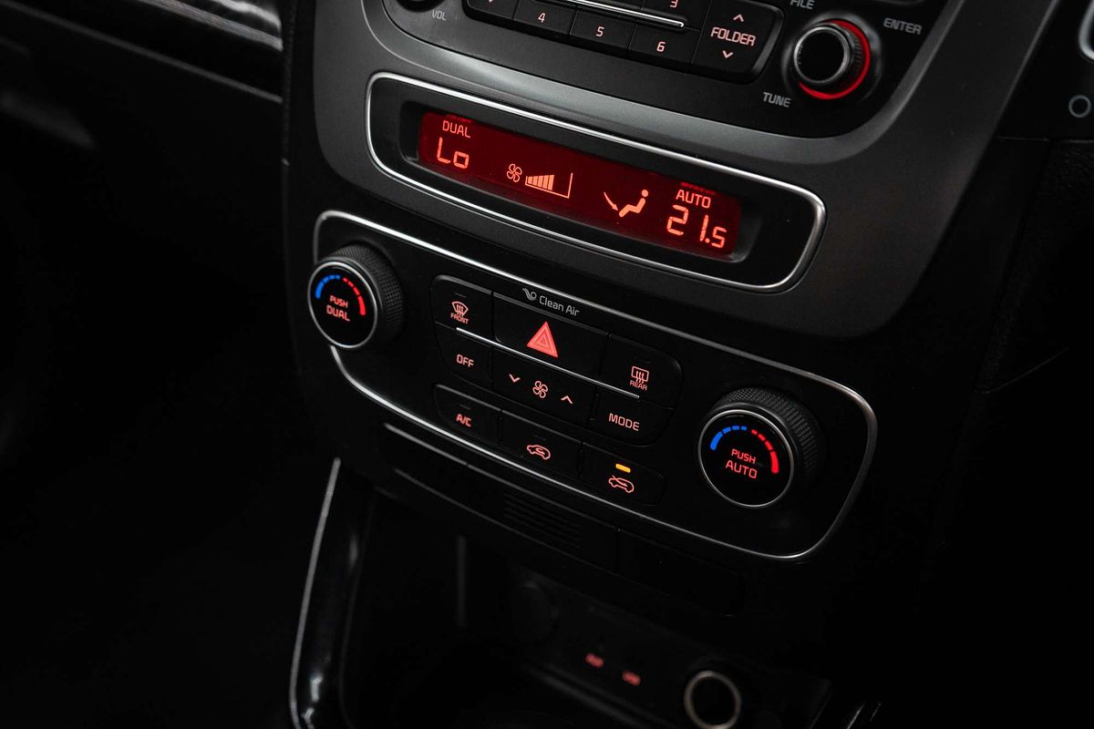 2013 Kia Sorento SLi XM