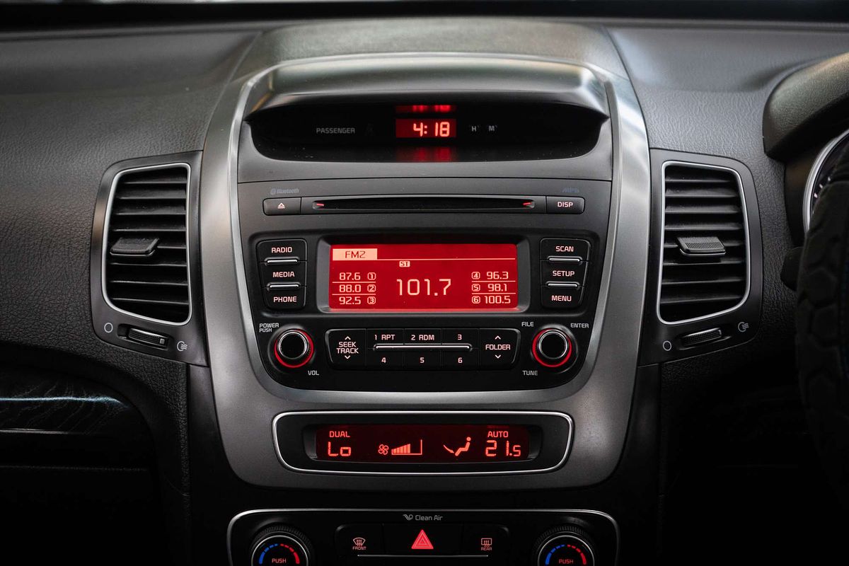 2013 Kia Sorento SLi XM