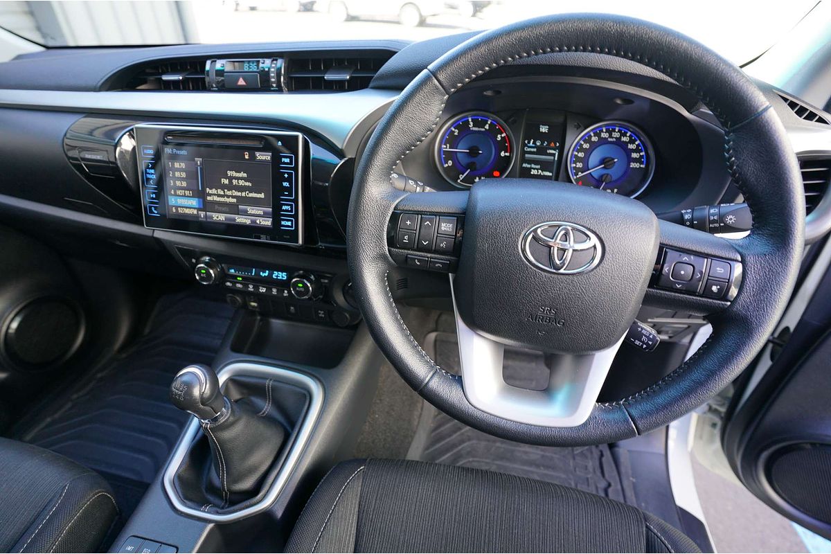 2016 Toyota Hilux SR5 GUN126R 4X4