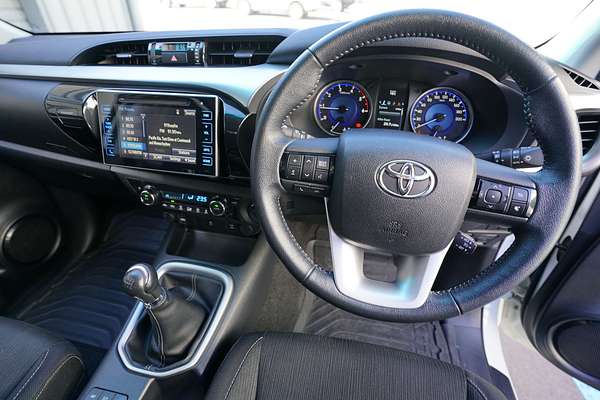 2016 Toyota Hilux SR5 GUN126R 4X4