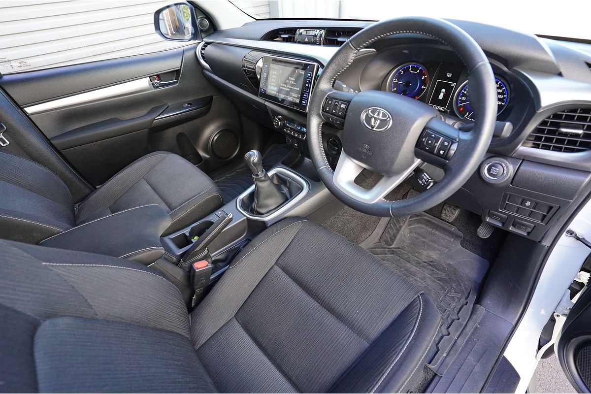 2016 Toyota Hilux SR5 GUN126R 4X4
