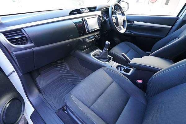 2016 Toyota Hilux SR5 GUN126R 4X4