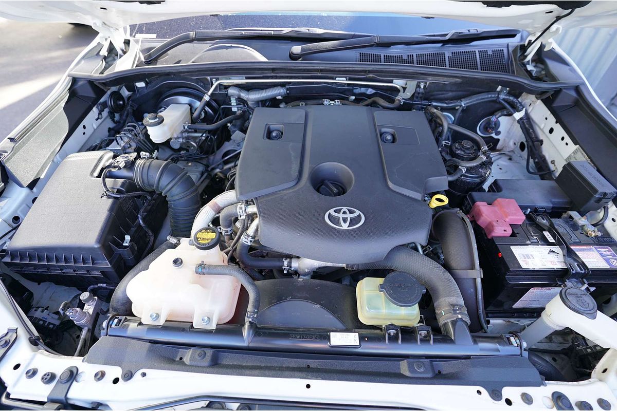 2016 Toyota Hilux SR5 GUN126R 4X4