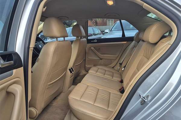 2008 Volkswagen Jetta Turbo 1KM