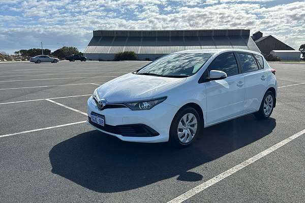 2017 Toyota Corolla Ascent ZRE182R