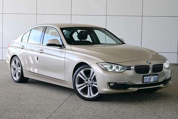 2015 BMW 3 Series 320i F30