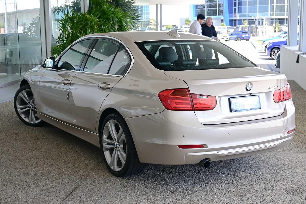 2015 BMW 3 Series 320i F30