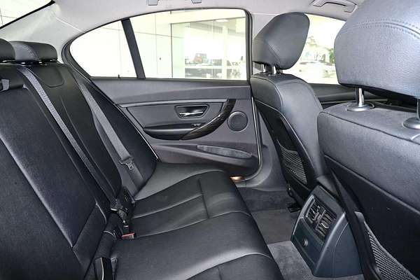 2015 BMW 3 Series 320i F30