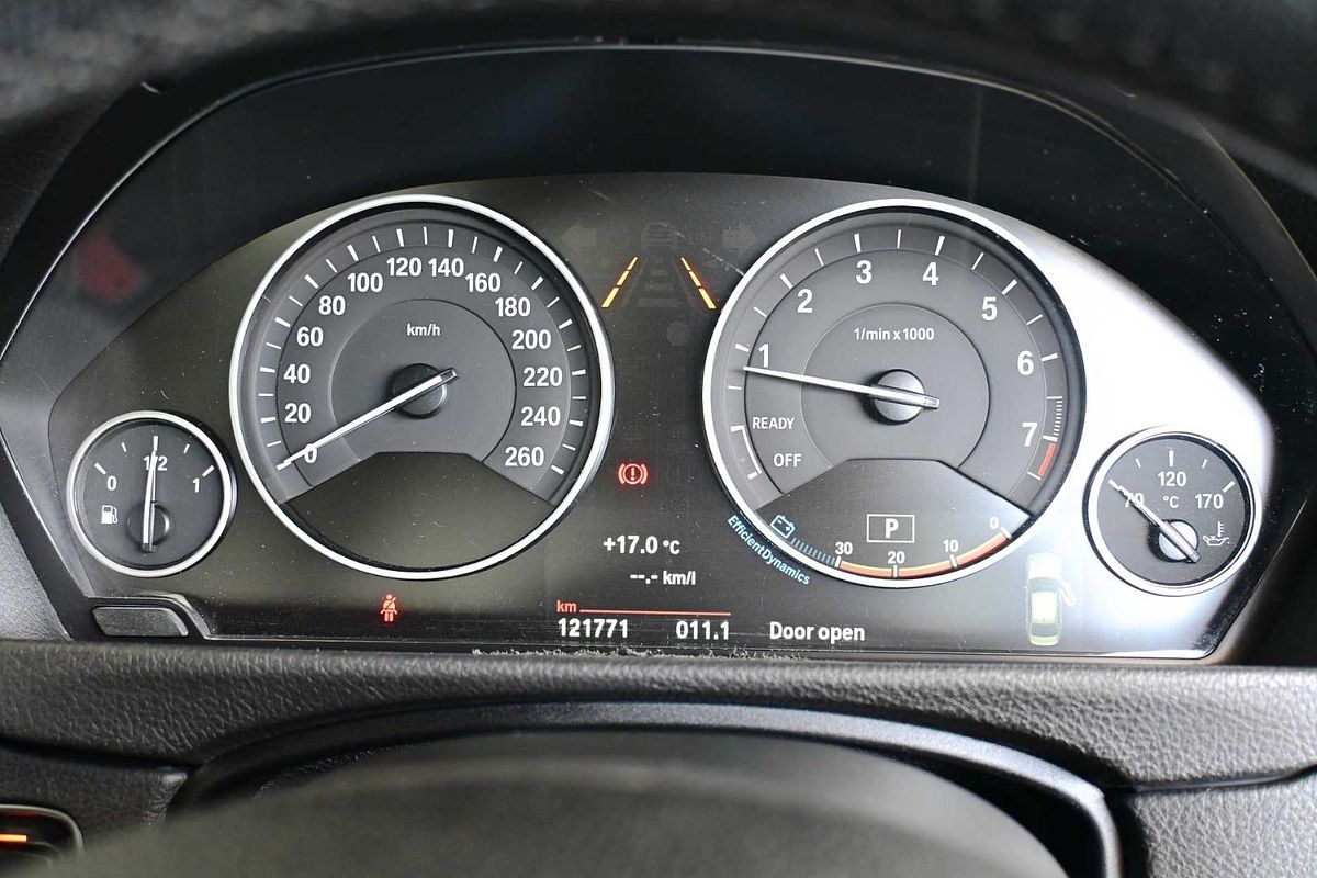 2015 BMW 3 Series 320i F30