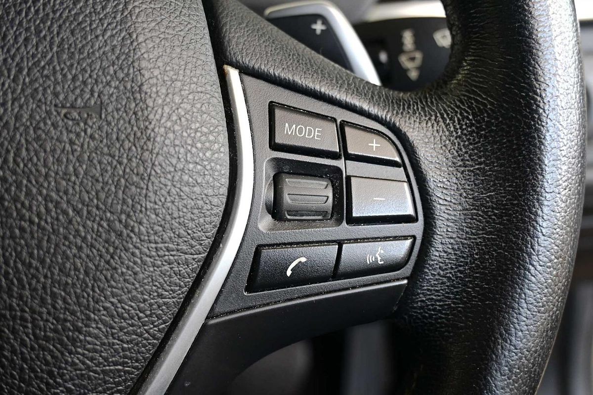 2015 BMW 3 Series 320i F30