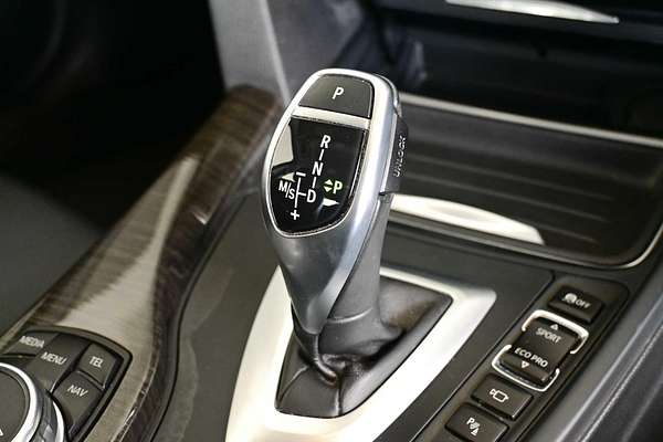 2015 BMW 3 Series 320i F30