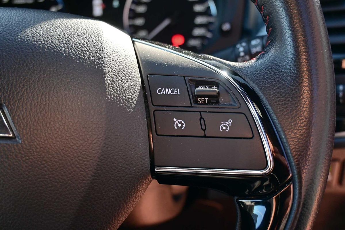 2019 Mitsubishi Outlander Black Edition ZL
