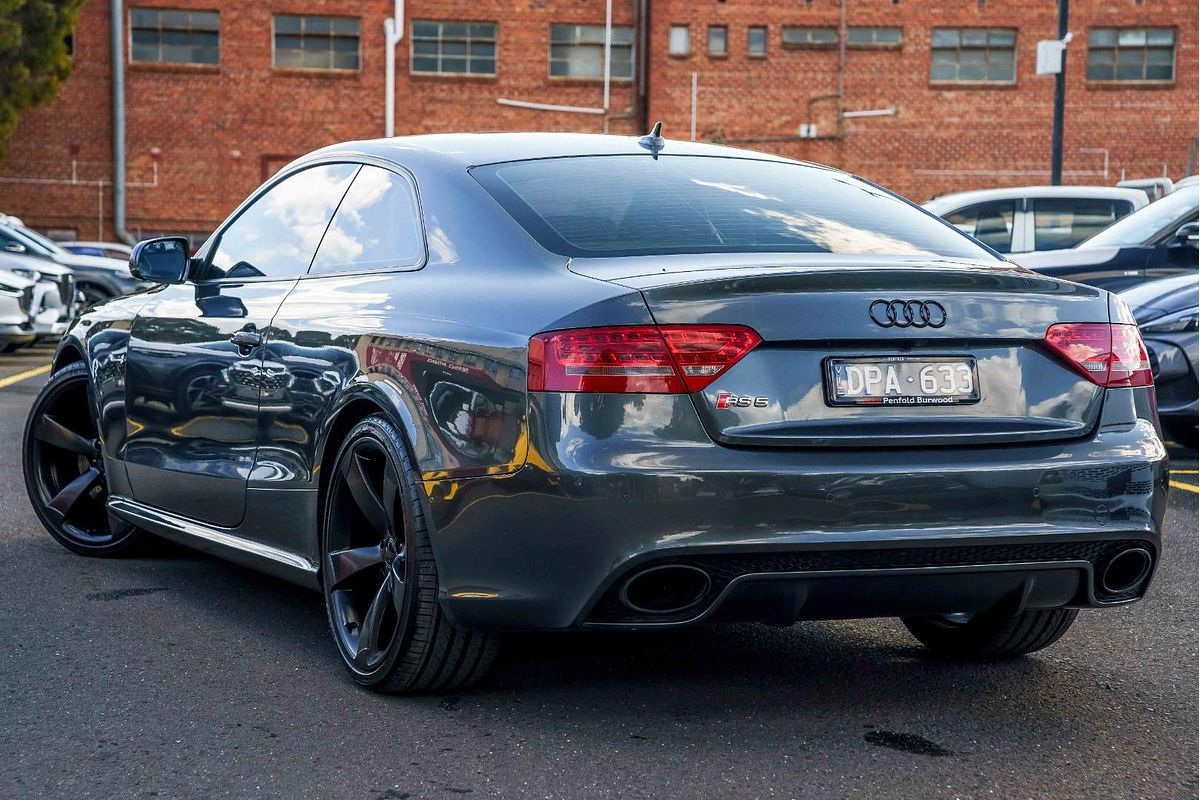2010 Audi RS5 8T