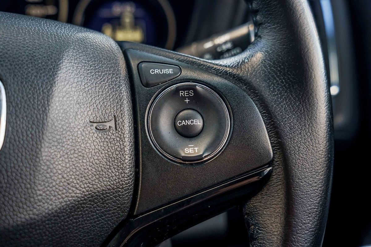 2017 Honda HR-V VTi-S