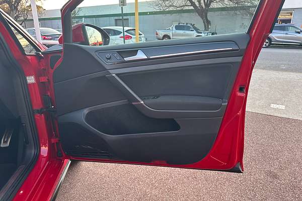 2014 Volkswagen Golf GTI 7