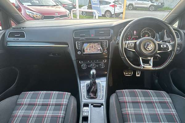 2014 Volkswagen Golf GTI 7