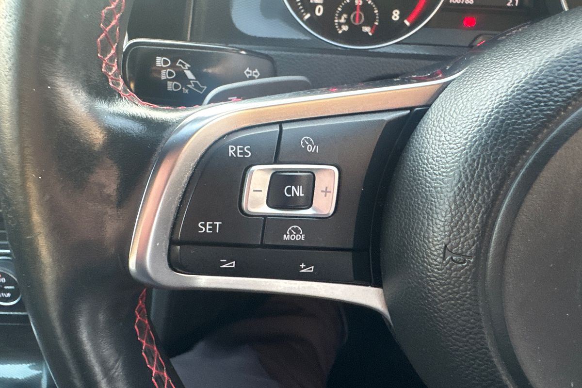 2014 Volkswagen Golf GTI 7