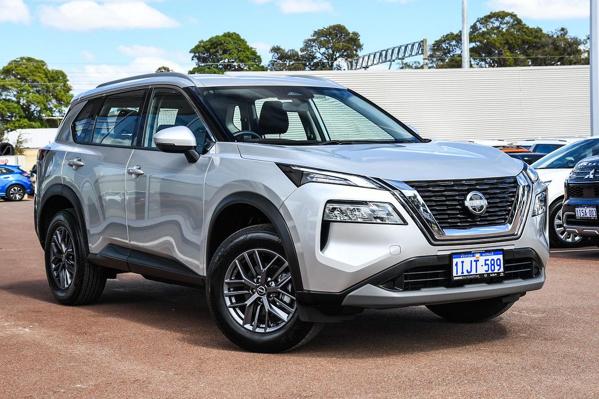 2024 Nissan X-TRAIL ST T33