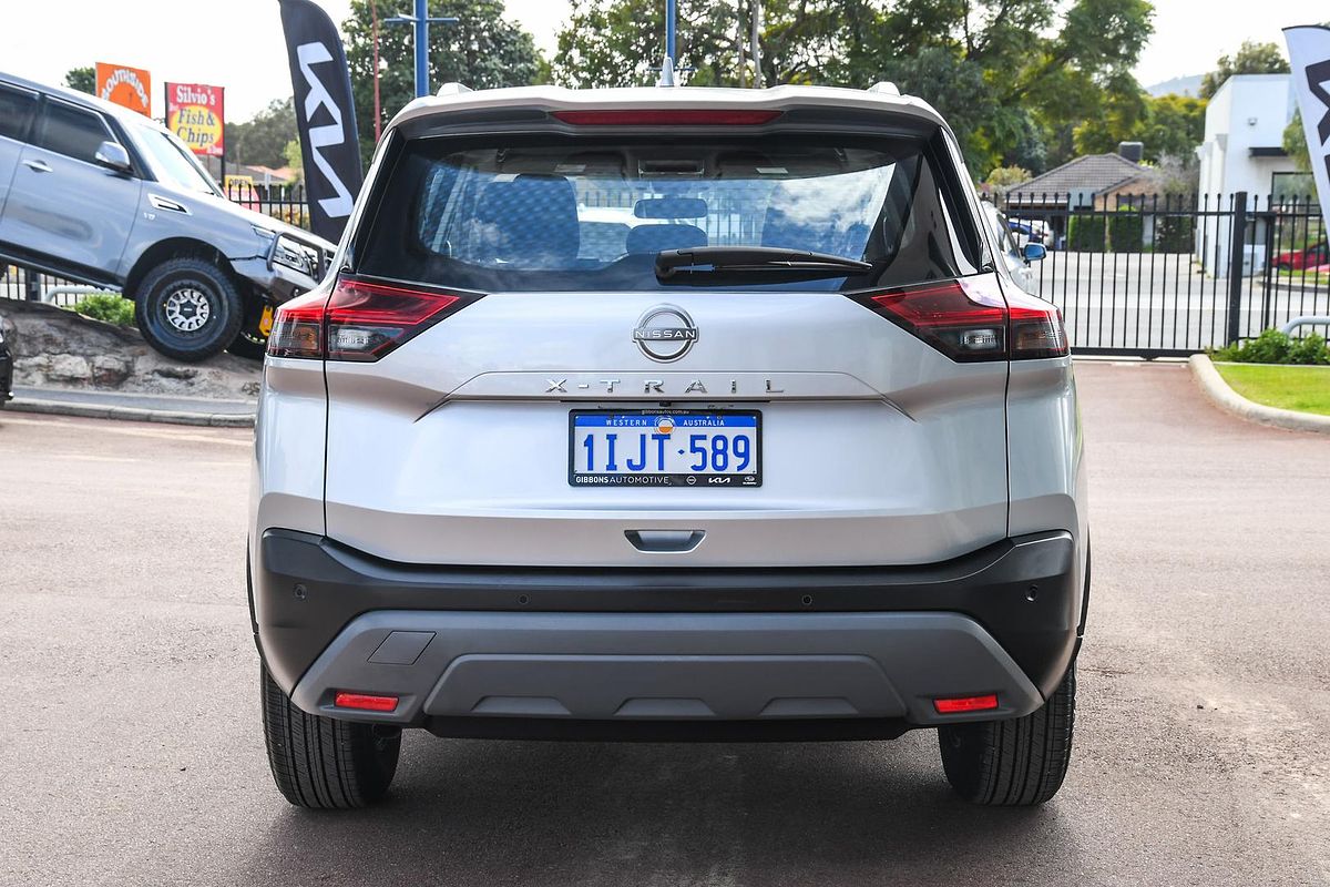 2024 Nissan X-TRAIL ST T33