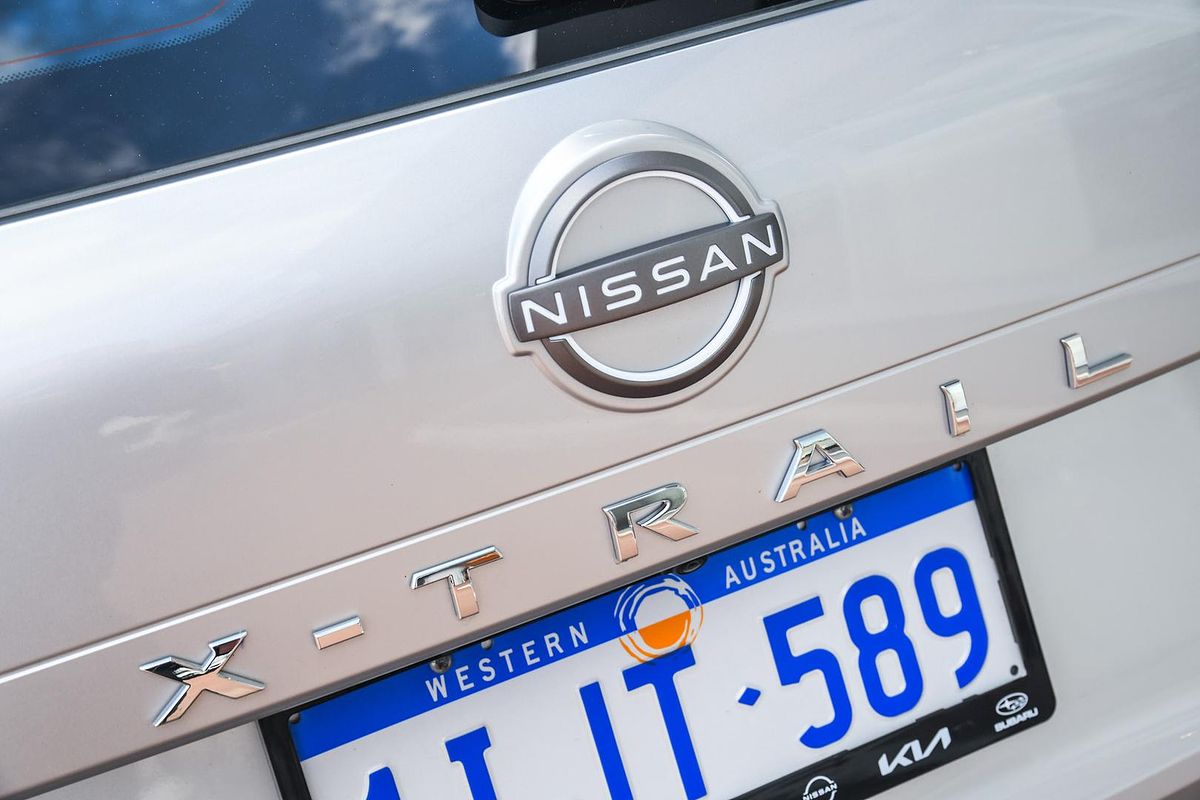 2024 Nissan X-TRAIL ST T33