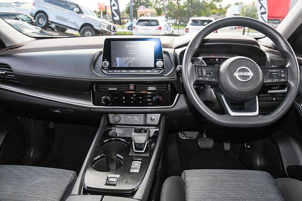 2024 Nissan X-TRAIL ST T33