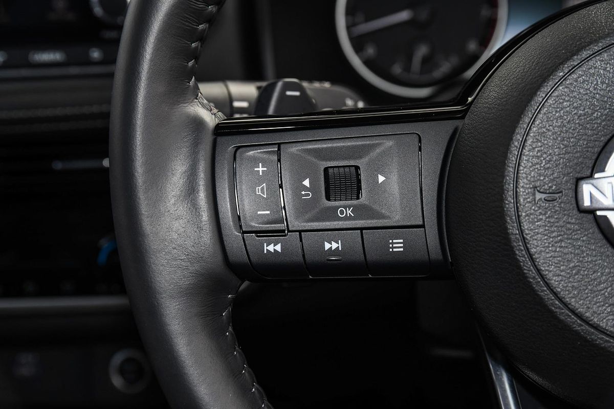 2024 Nissan X-TRAIL ST-L T33