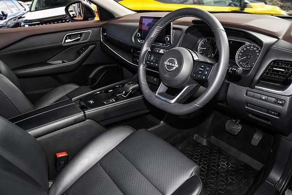 2024 Nissan X-TRAIL ST-L T33