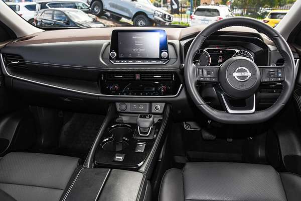 2024 Nissan X-TRAIL ST-L T33