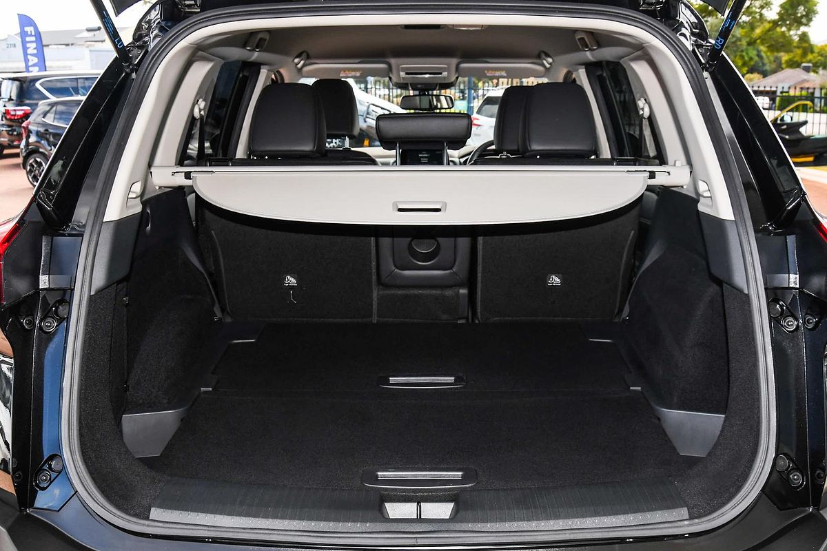 2024 Nissan X-TRAIL ST-L T33