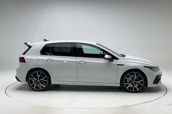 2024 Volkswagen Golf R 8