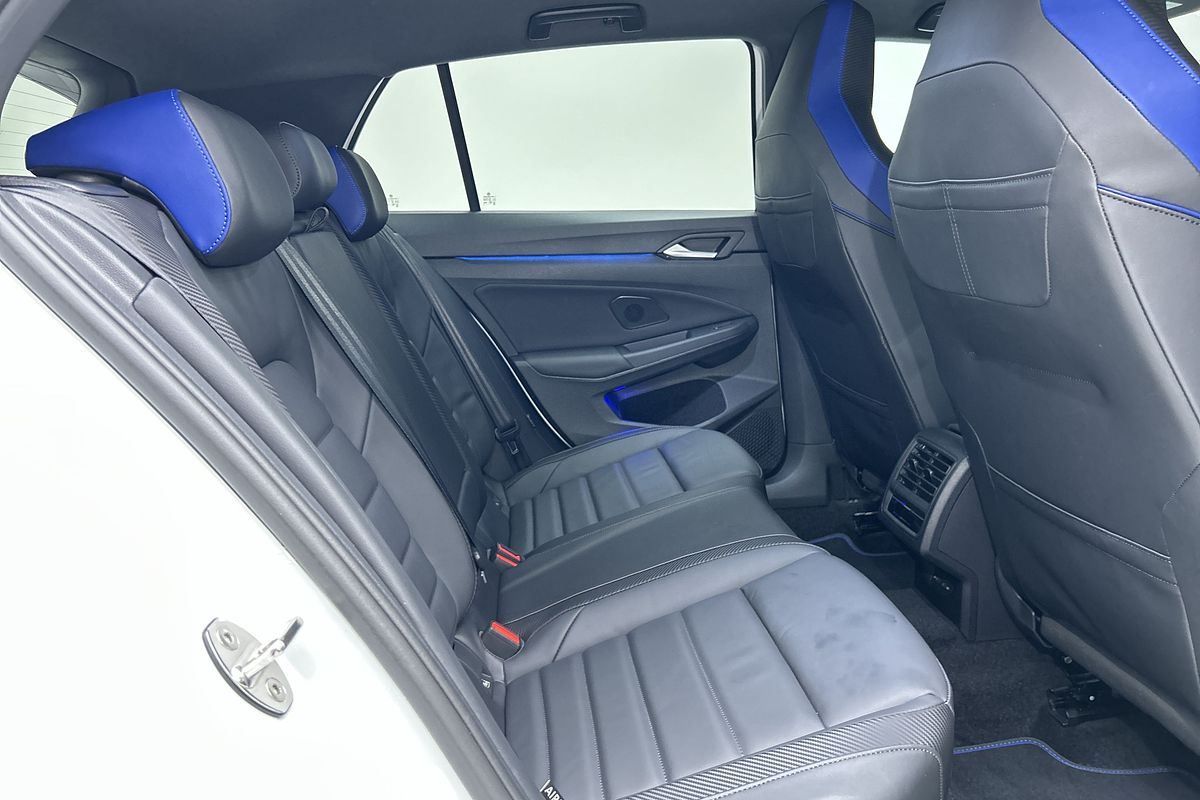 2024 Volkswagen Golf R 8